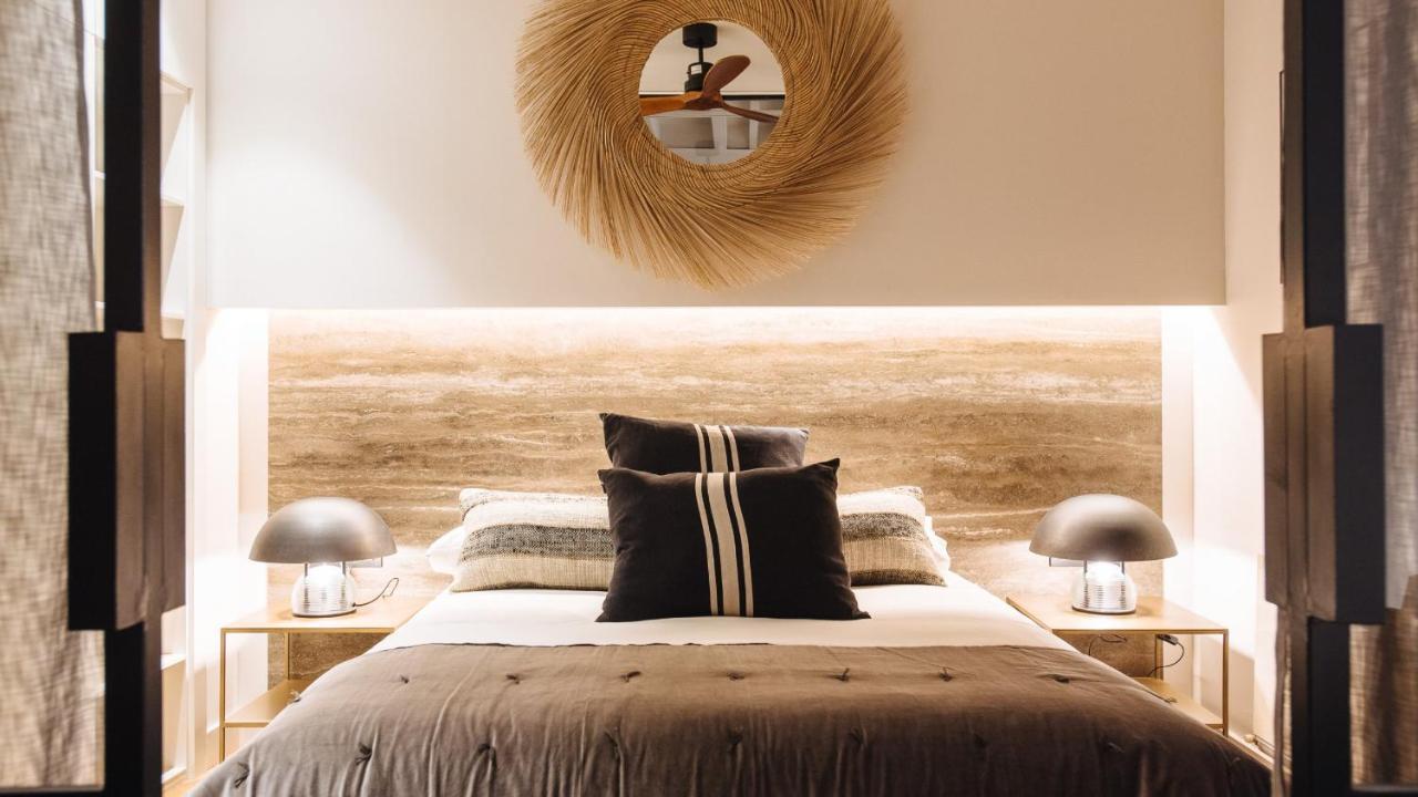 R26 Suites Sevilla Bagian luar foto