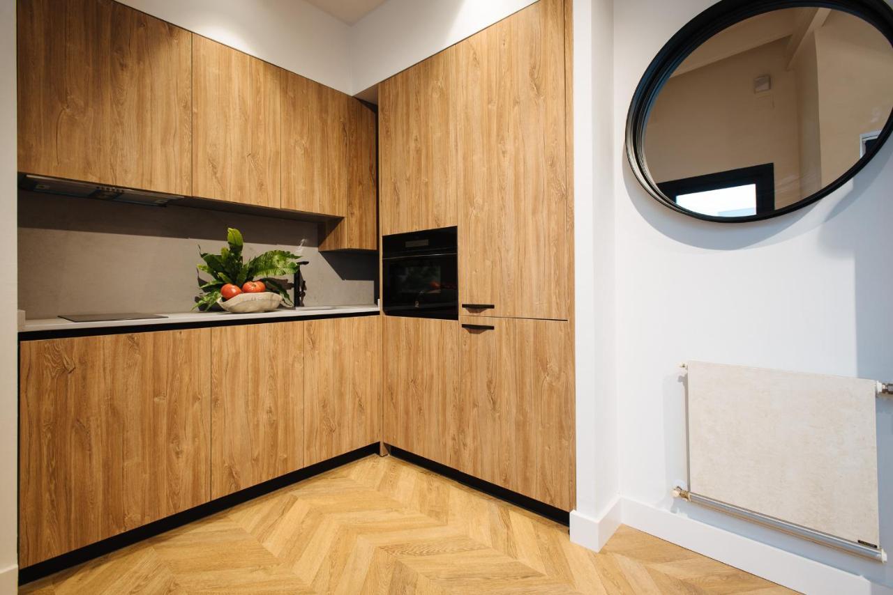 R26 Suites Sevilla Ruang foto