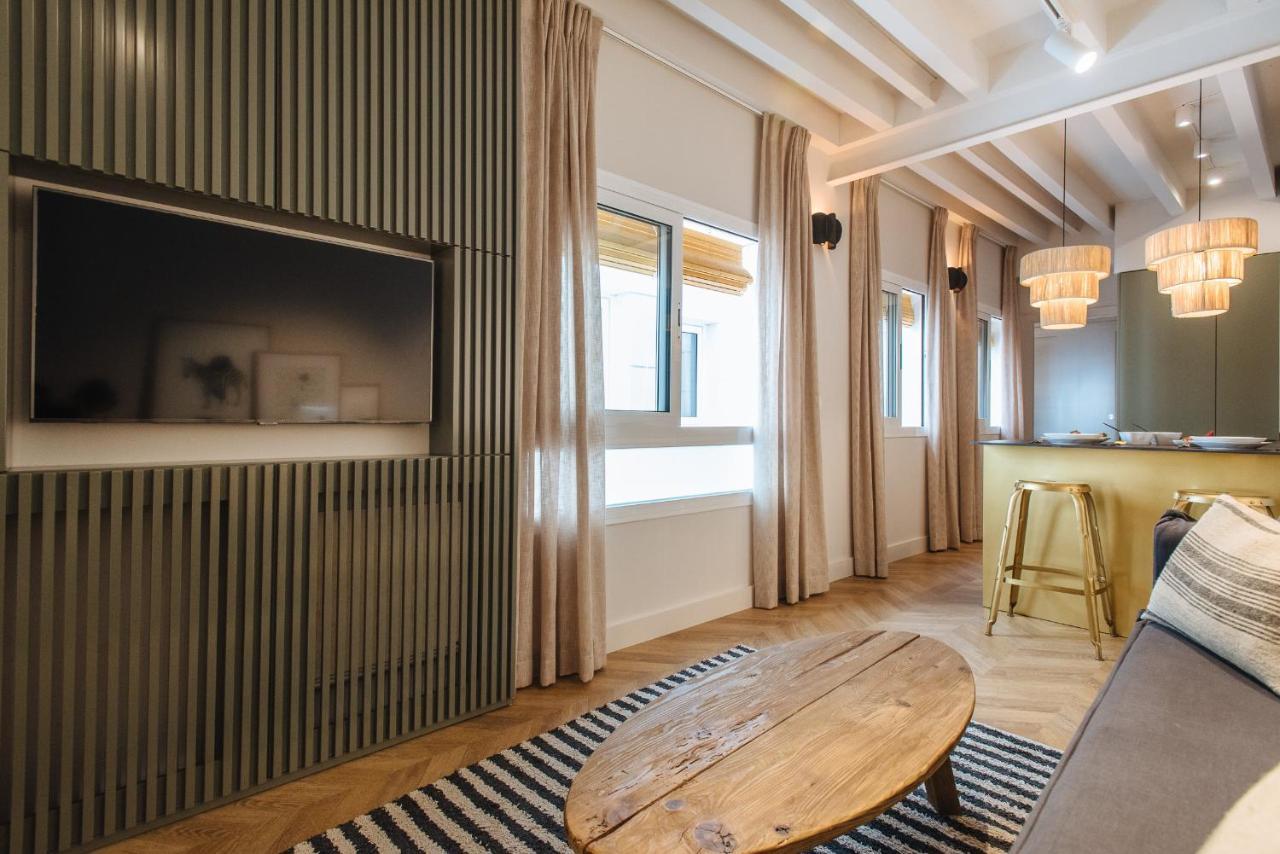 R26 Suites Sevilla Ruang foto