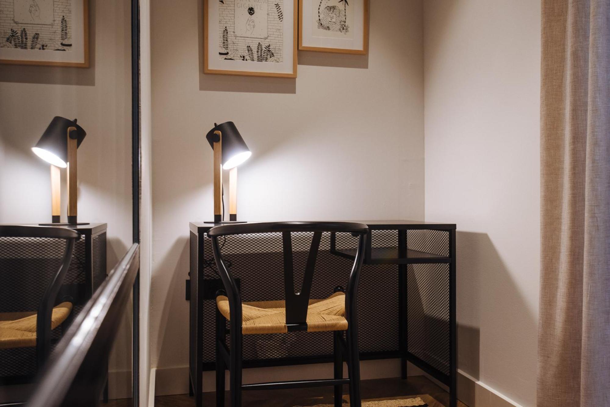 R26 Suites Sevilla Ruang foto
