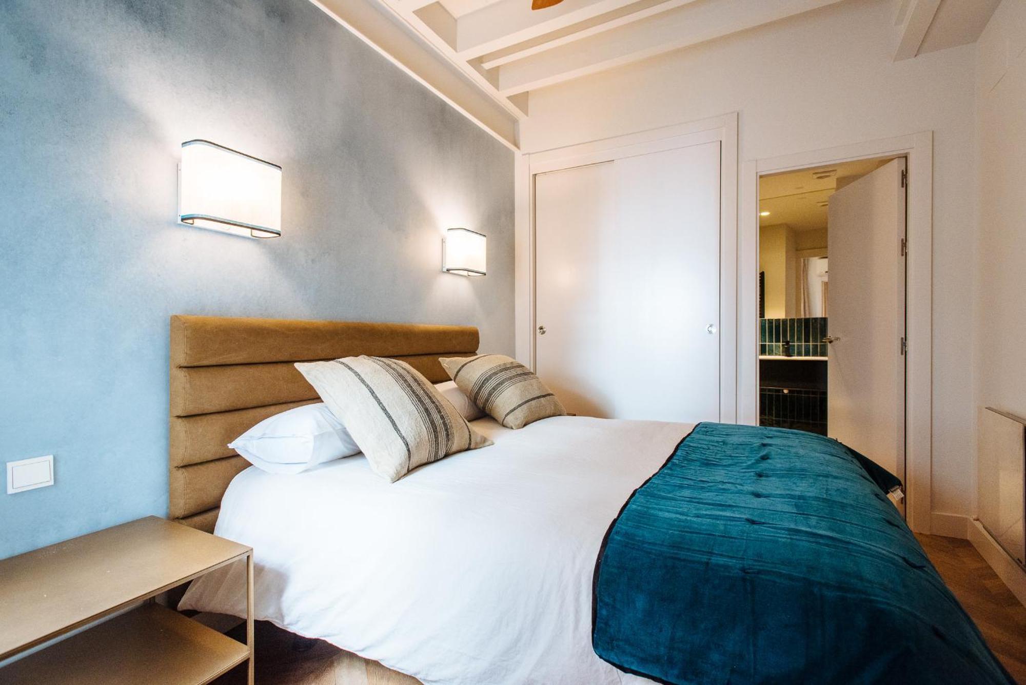 R26 Suites Sevilla Ruang foto